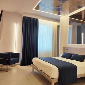 Shanti Rooms & Apartments Lucullo